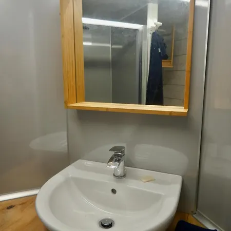 Bay Apartment *
