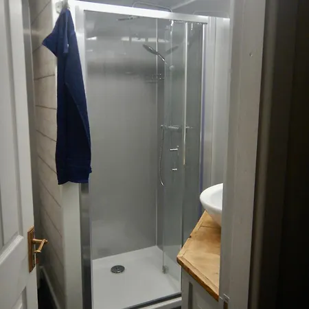 Bay Apartment Adrigole